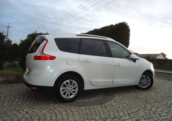 Renault Grand Scenic cena 32900 przebieg: 127000, rok produkcji 2014 z Stąporków małe 211